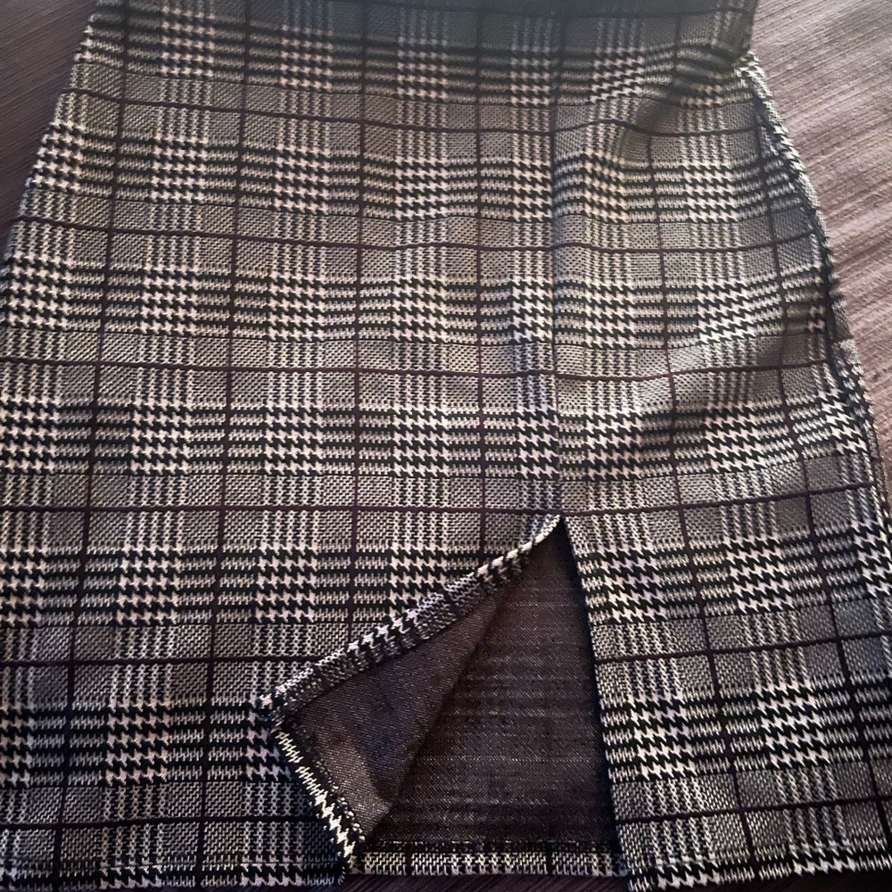 Eclipse skirt brand new xs